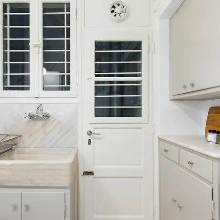 Апартаменты Acropolis Heart 1bd In Plaka By Upstreet